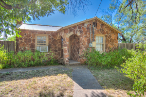 5490 State Hwy 208 (35)