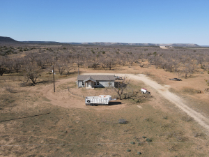 1300 Paint Creek Rd Robert Lee, TX 76945 (25)