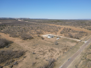 1300 Paint Creek Rd Robert Lee, TX 76945 (26)