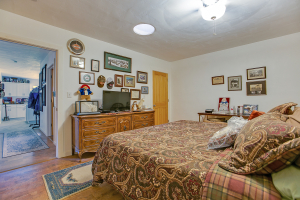 155055 Hwy 208 (34)