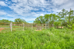 4124 E Hwy 158 (28)