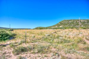 155055 Hwy 208 (74)