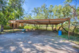 5490 State Hwy 208 (33)