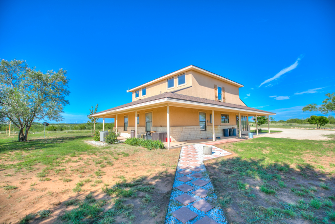 505 Sand Ln