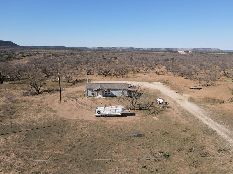1300 Paint Creek Rd Robert Lee, TX 76945